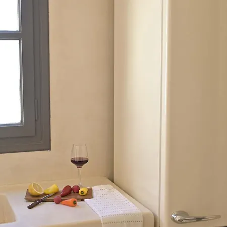 Traditional Santorini - 3 Bedroom - Private Terrace And Outdoor Jacuzzi - * Oia (Santorini)