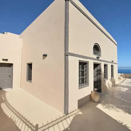 Βίλα Traditional Santorini - 3 Bedroom - Private Terrace And Outdoor Jacuzzi -