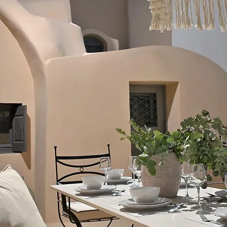Traditional Santorini - 3 Bedroom - Private Terrace And Outdoor Jacuzzi - Βίλα